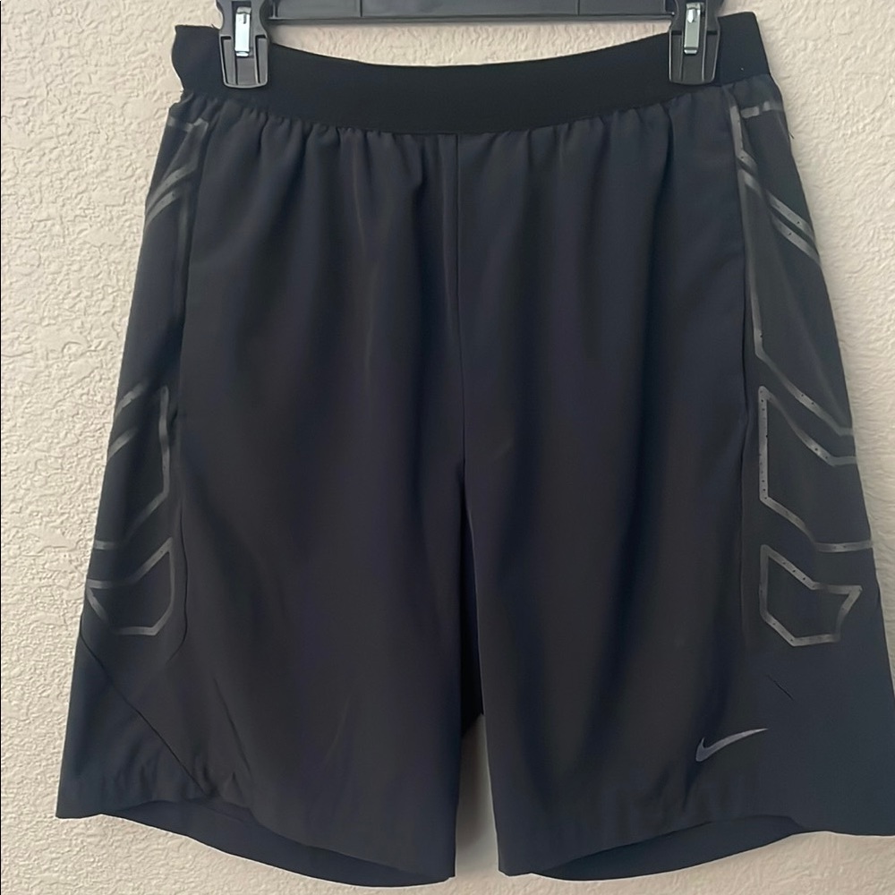 Nike Black Athletic Performance Shorts Size Medium